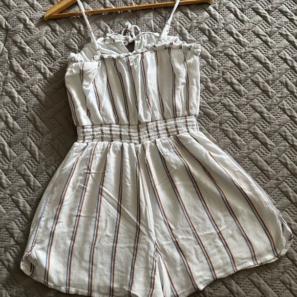 American Eagle Striped Romper - Picture 2 of 3